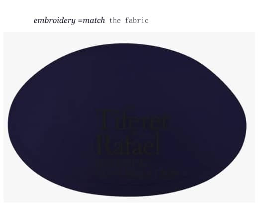 Kippas personnalisées en jacquard de coton bleu marine avec broderie — 100 pièces
