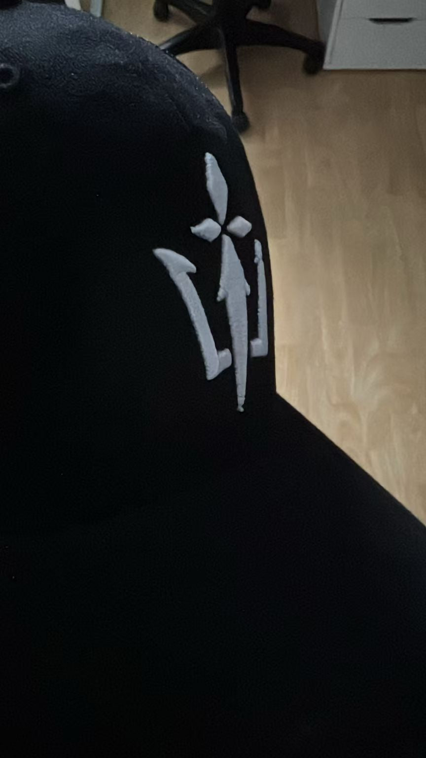 Custom knit hat +3D embroidery ,50pcs